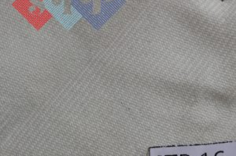 Vải sợi polyester 100% giá cạnh tranh tại STP Canvas
