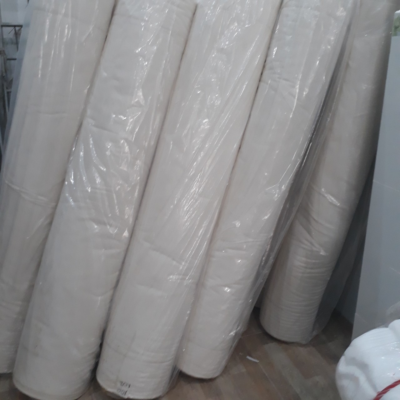 Vải bố thô màu tự nhiên giá rẻ khi mua số lượng lớn tại STP Canvas